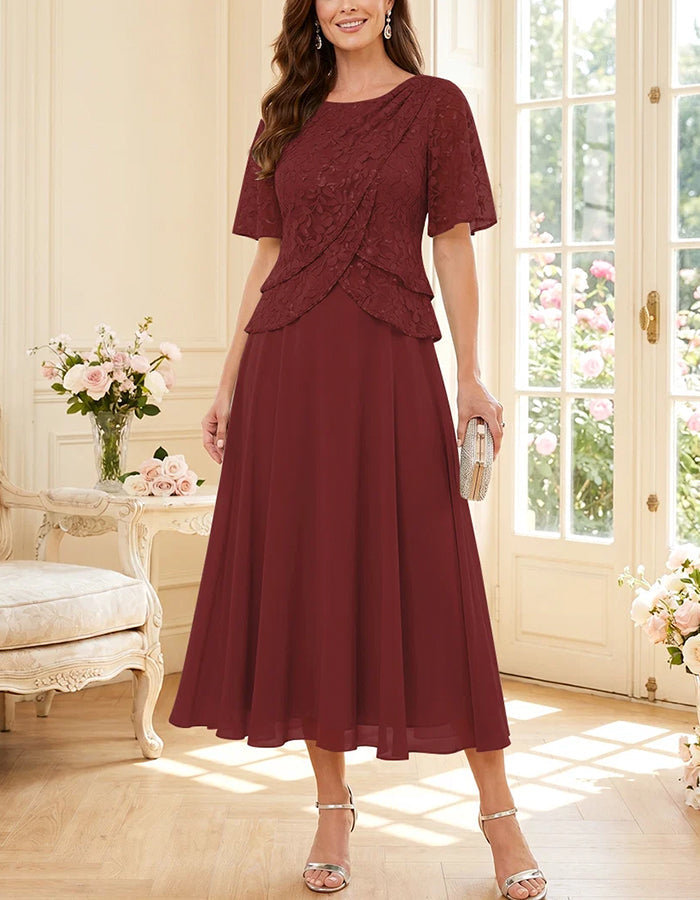 Midi dress made of flowing chiffon with round neck, lace, and sequins