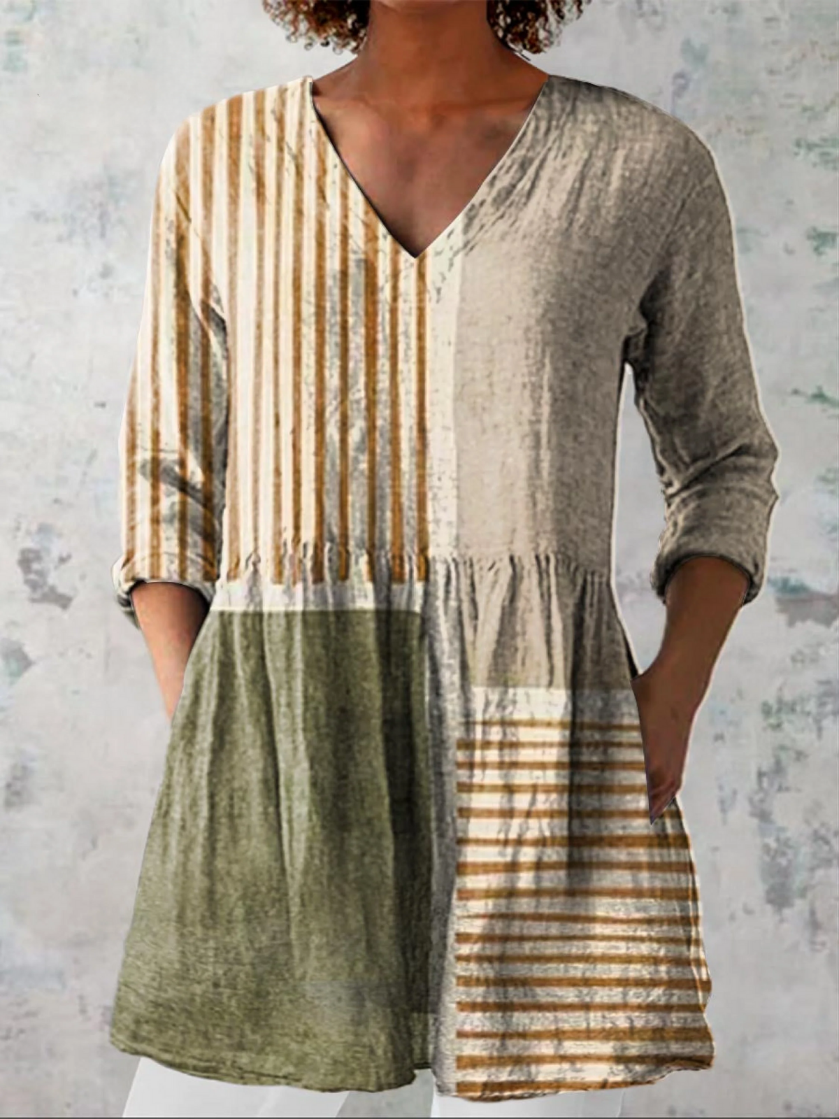 Halley | Printed V-Neck Longline Blouse