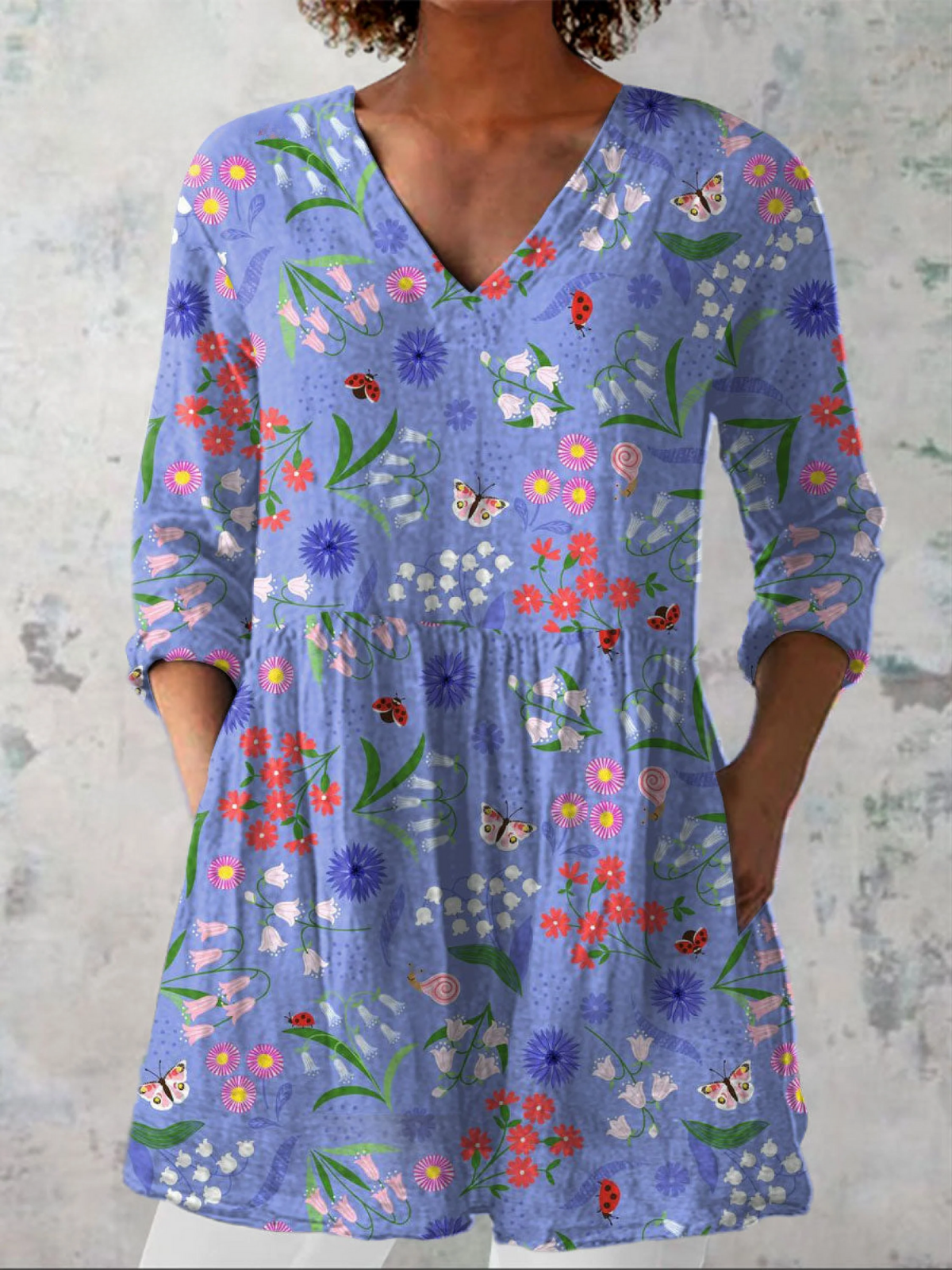 Aileen | Floral Print V-Neck Longline Blouse