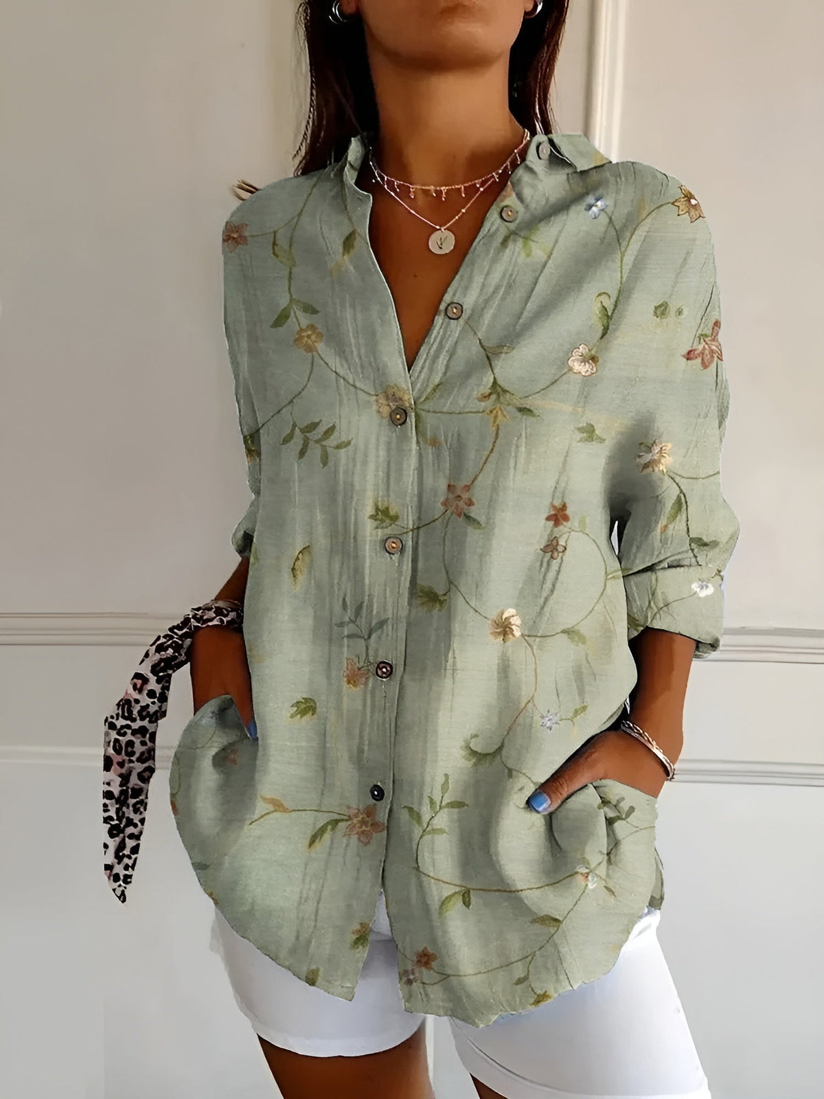 Julie - Shirt Blouse with Floral Branches and Front Pockets