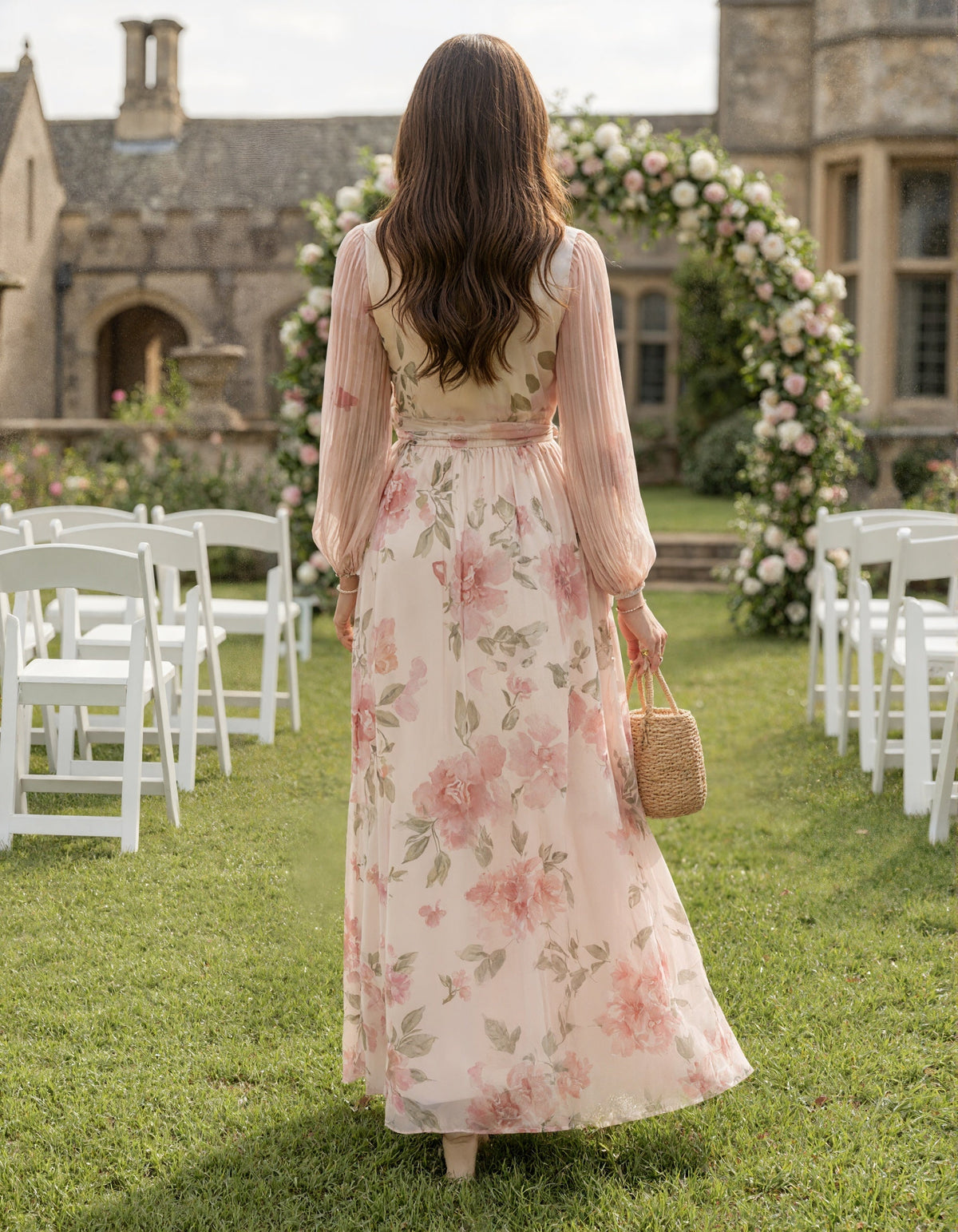 Maxi dress in pink chiffon with floral print, V-neck and bow
