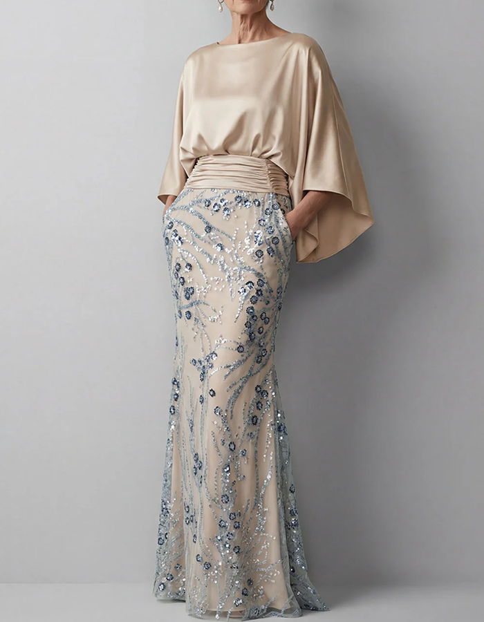 Maxi dress in satin with cape sleeves in champagne color