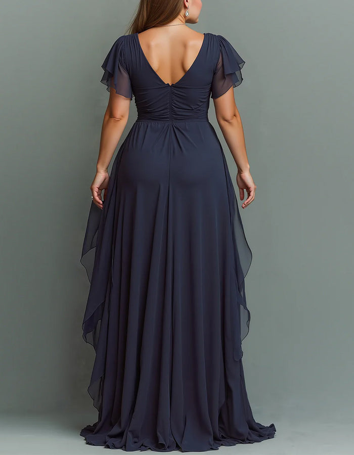 Maxi dress made of chiffon with V-neck, solid color and ruffles
