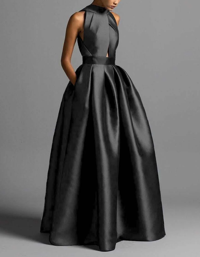 Maxi dress in satin with high neckline