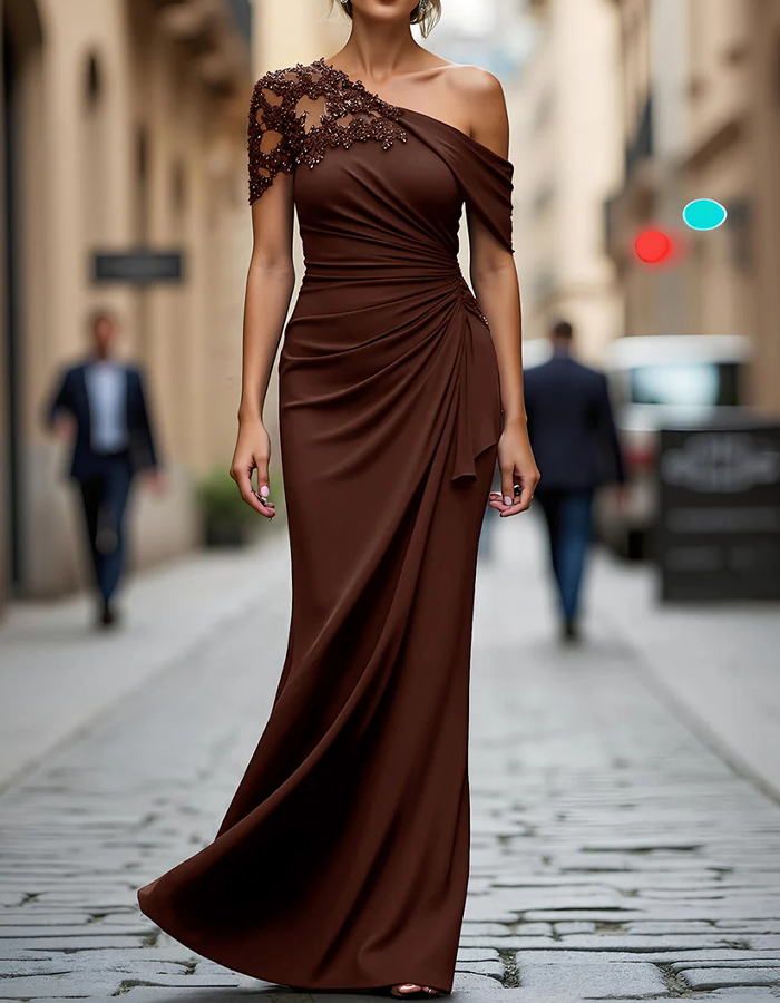 Maxi dress with one shoulder, lace appliqué, and pleated fabric