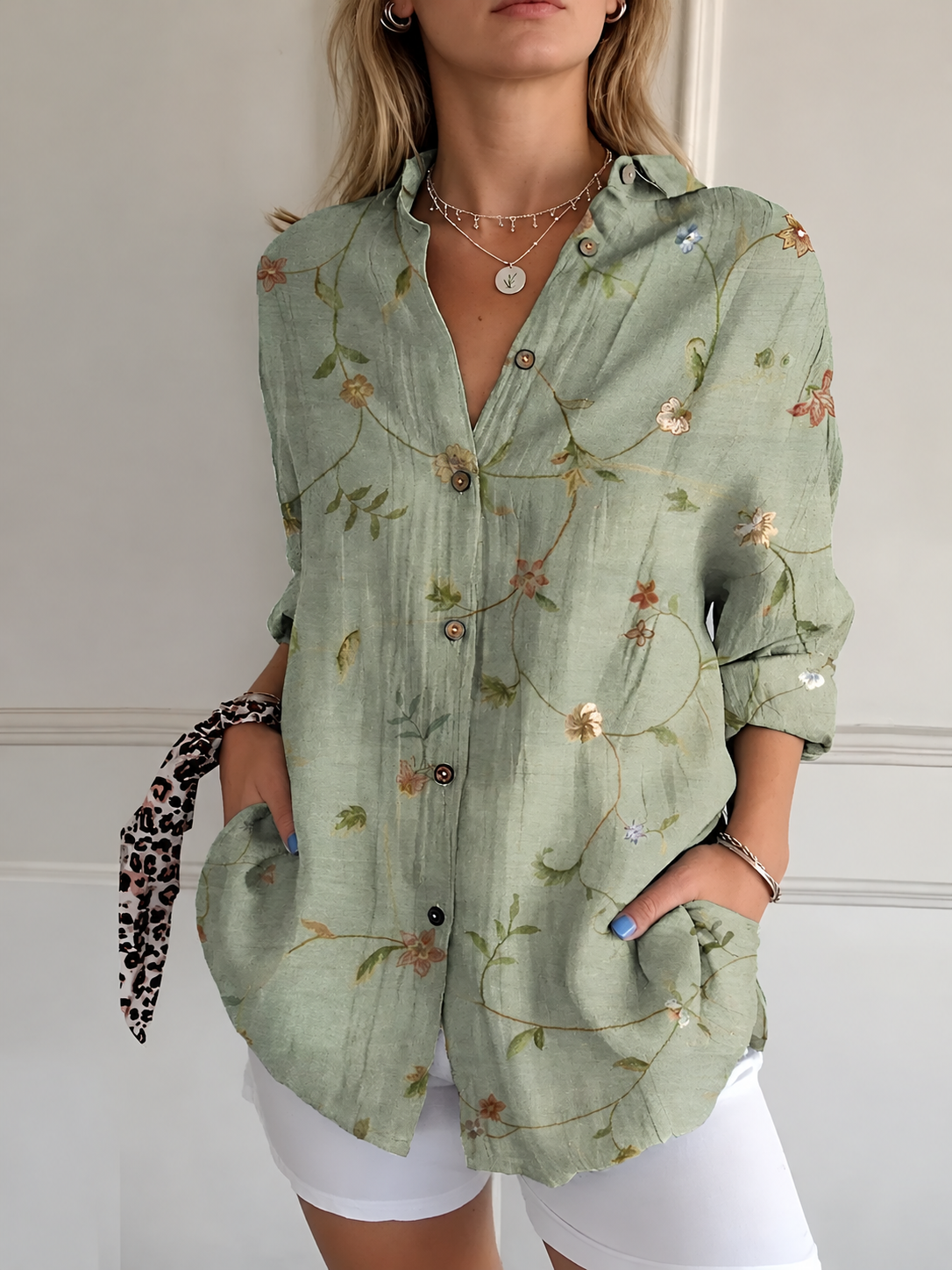Julie - Shirt Blouse with Floral Branches and Front Pockets